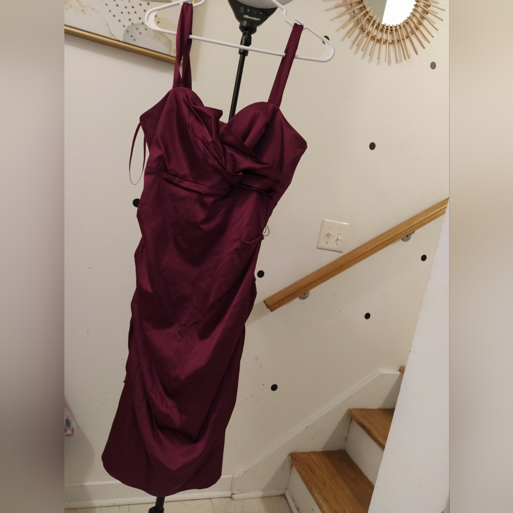 Burgundy dinner dress - Picture 5 of 6